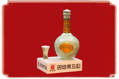 荣成市烟酒回收四特酒.jpg